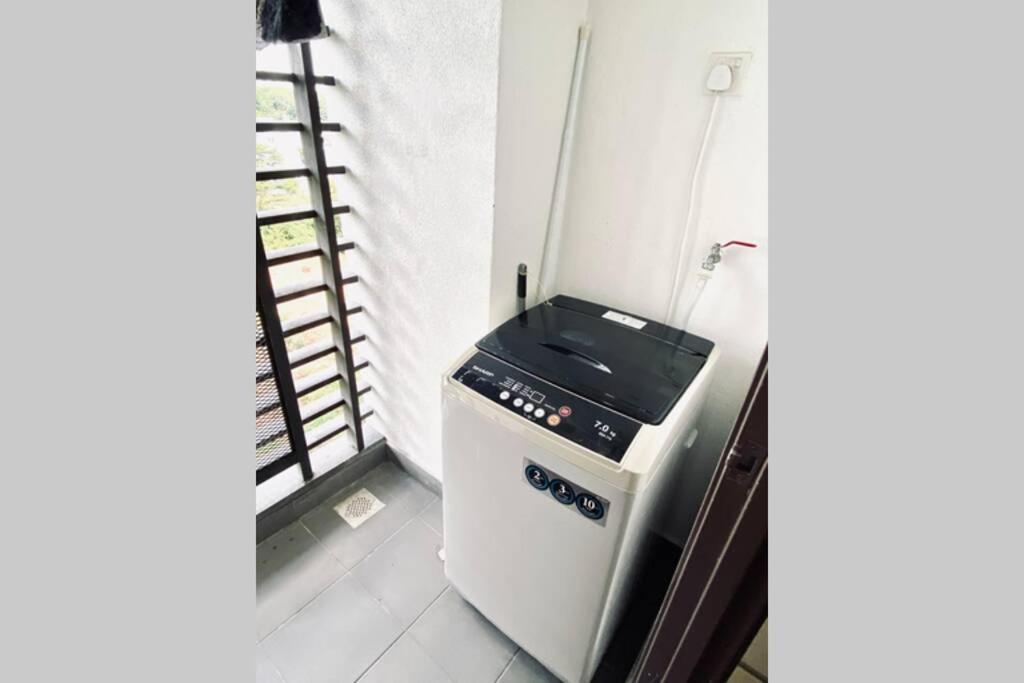 Landmark Residence 2, Greenview, Less Noise, Free Wifi With Tvbox, Free Parking, Near Kajang, Cheras, C180, Mrt エクステリア 写真